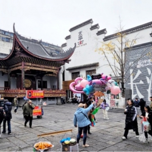 城市更新｜历史街区如何“以经营好”，重焕新生？